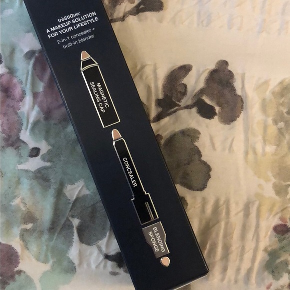 treStique face conceal cover + correct crayon - Picture 3 of 4